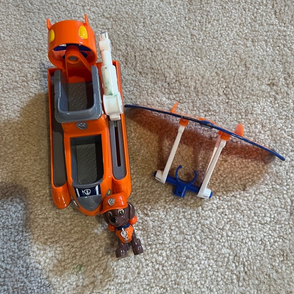 6 Paw Patrol Characters with their Vehicles - Picture 3 of 8